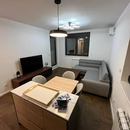 Apartment Gv *